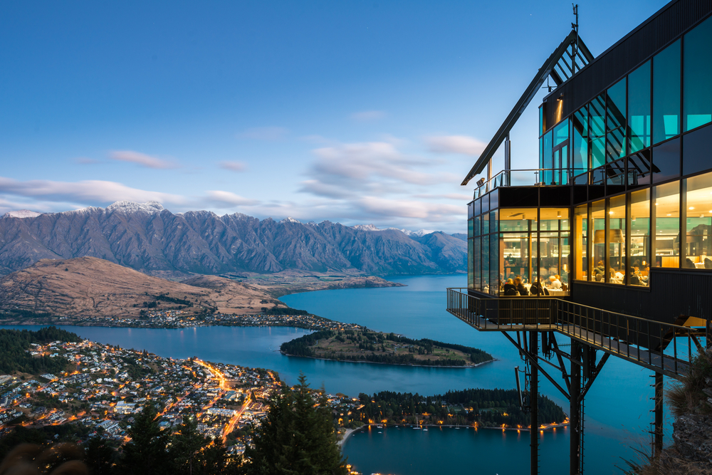 Best Hotel in Queenstown, New Zealand (2023)